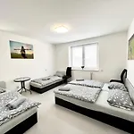 - Cykloubytovani U Rasku Homestay Dolni Dunajovice