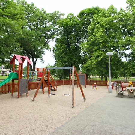 - Cykloubytovani U Rasku Homestay