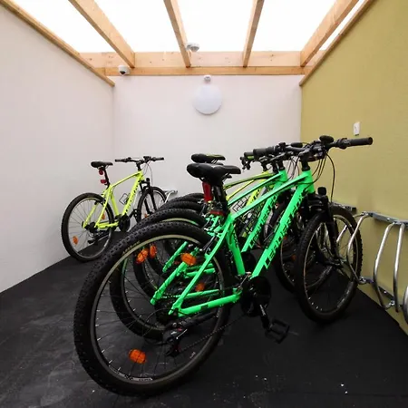 - Cykloubytování U Rašků Ubytování v soukromí *