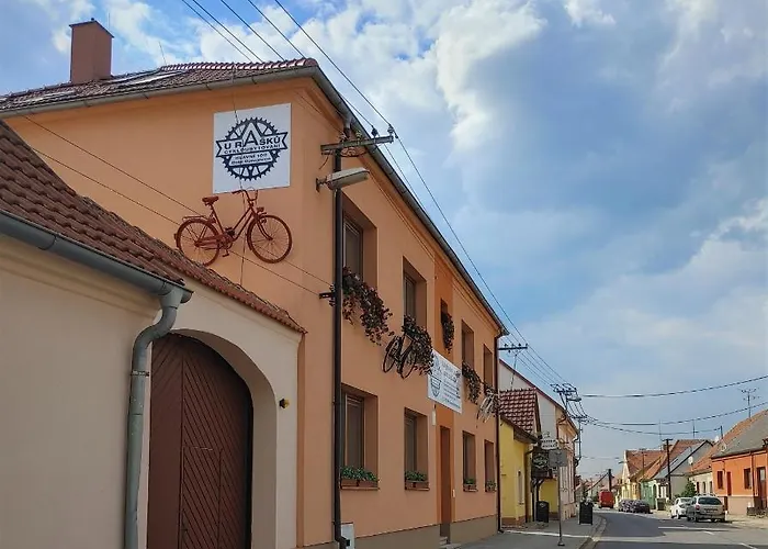 - Cykloubytovani U Rasku